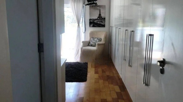 Casa à venda com 3 quartos, 380m² - Foto 22