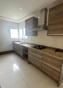 Apartamento para alugar com 3 quartos, 176m² - Foto 7