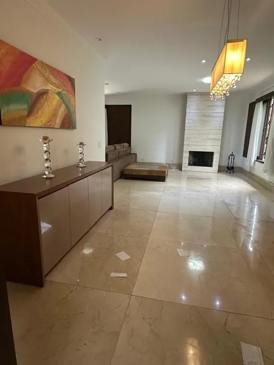 Casa à venda com 4 quartos, 387m² - Foto 4