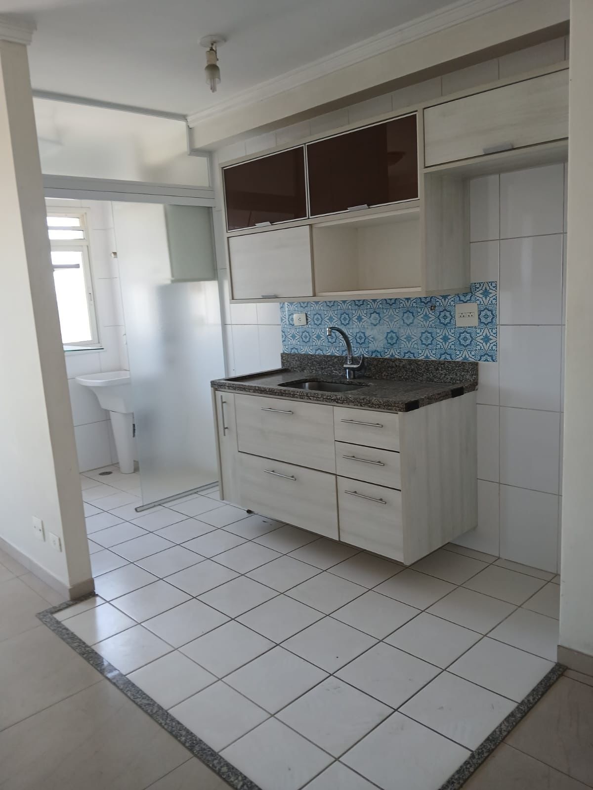 Apartamento à venda com 2 quartos, 58m² - Foto 2