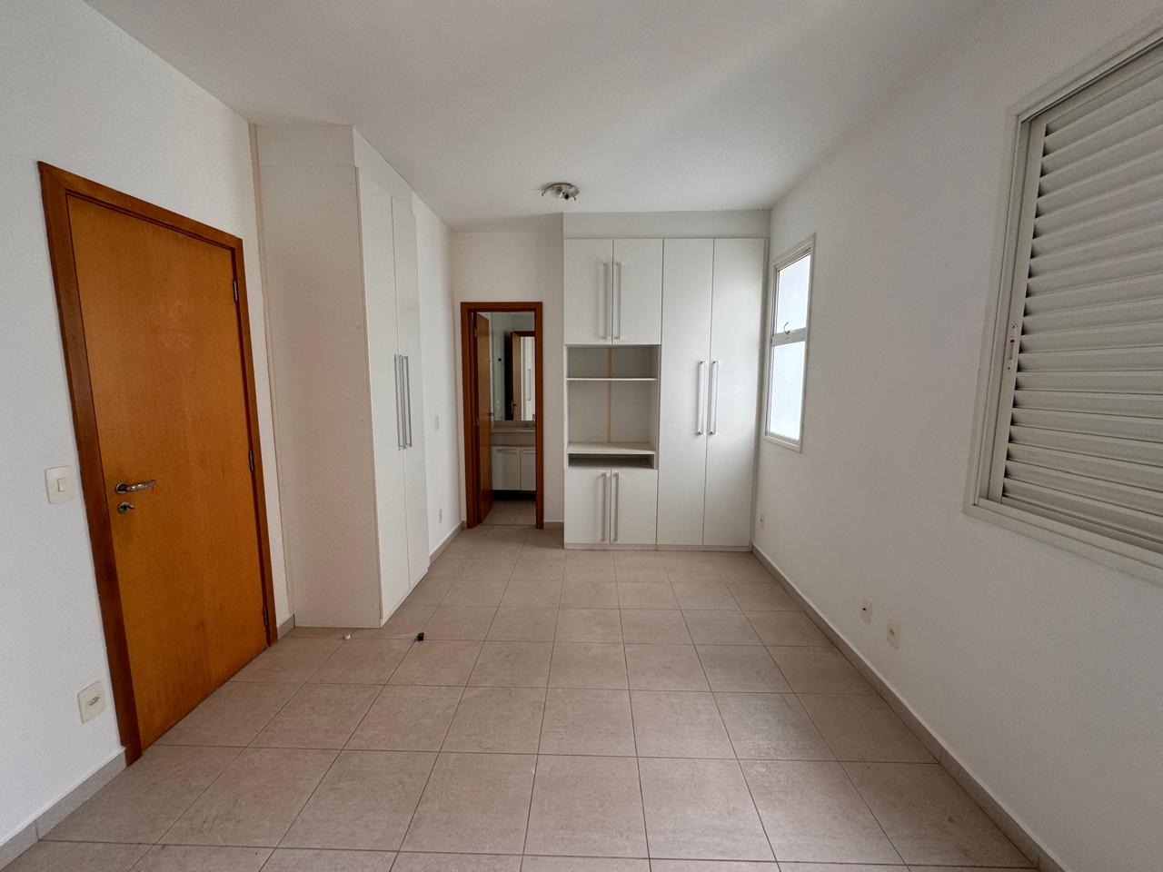 Apartamento à venda com 2 quartos, 100m² - Foto 12