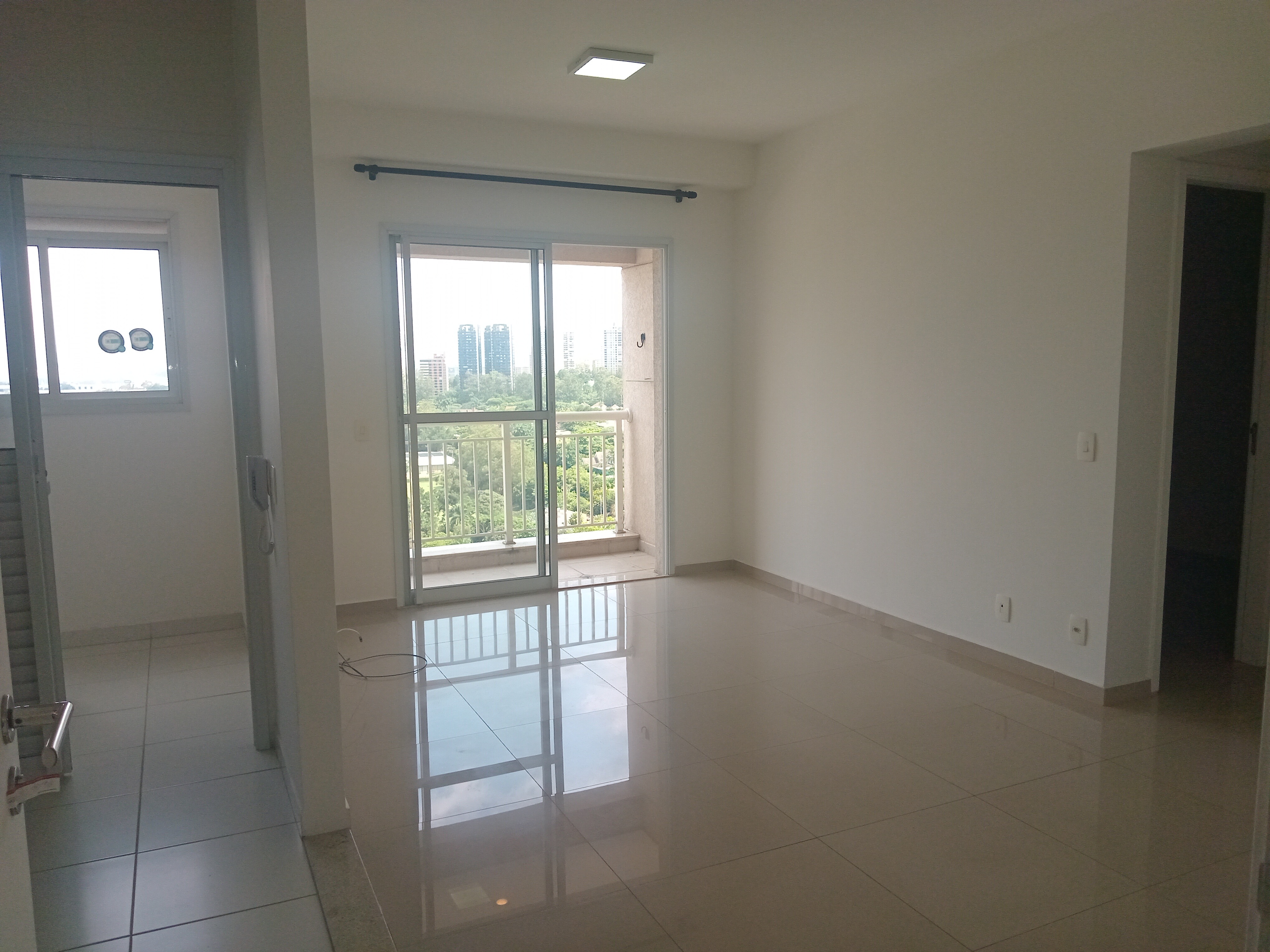 Apartamento para alugar com 1 quarto, 50m² - Foto 2