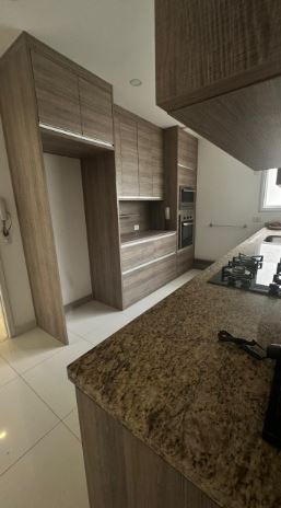 Apartamento para alugar com 3 quartos, 176m² - Foto 9