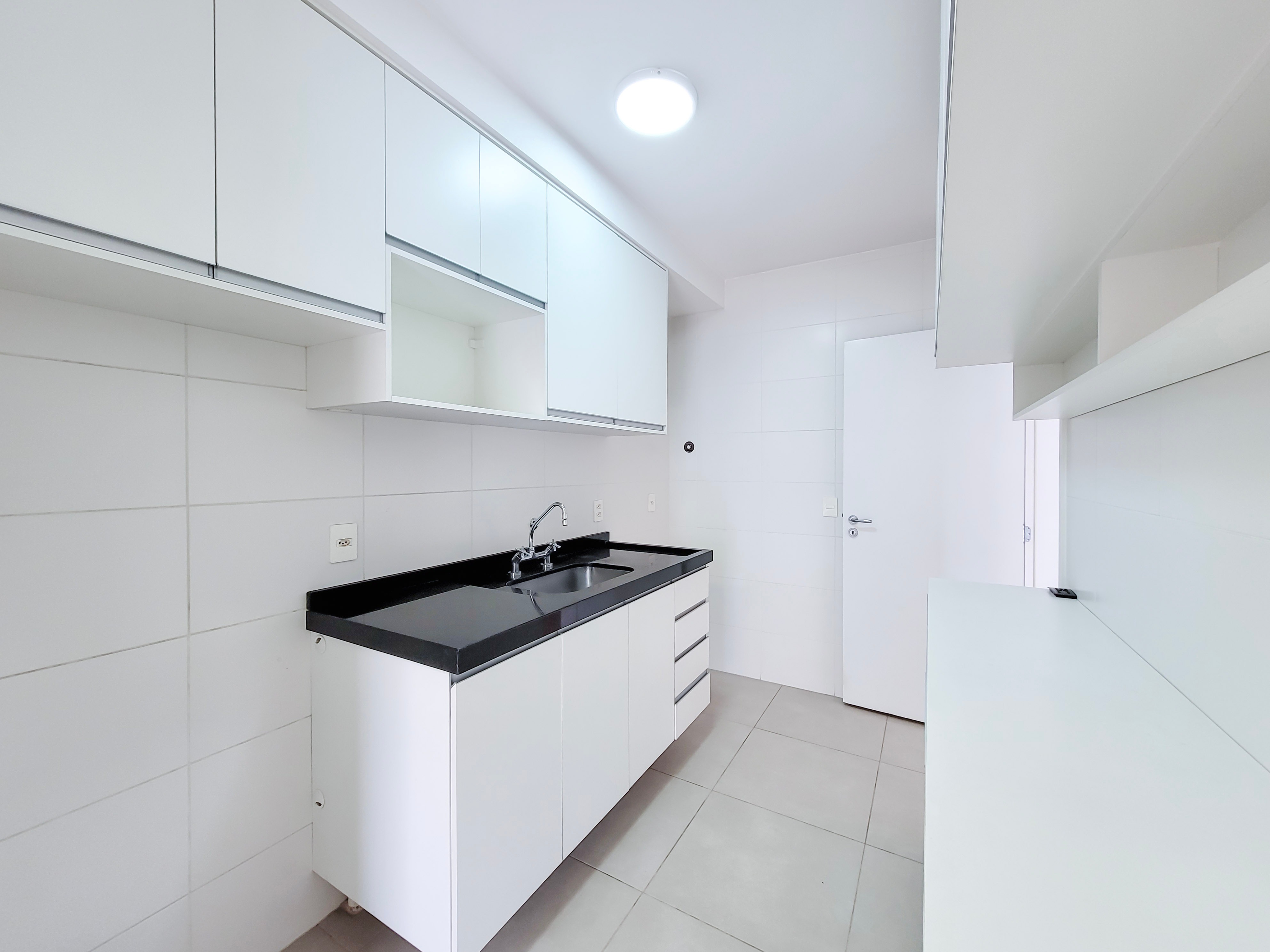 Apartamento para alugar com 2 quartos, 80m² - Foto 13