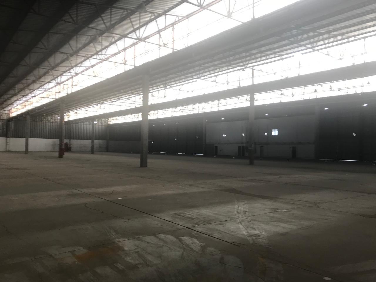 Depósito-Galpão-Armazém para alugar, 6055m² - Foto 1