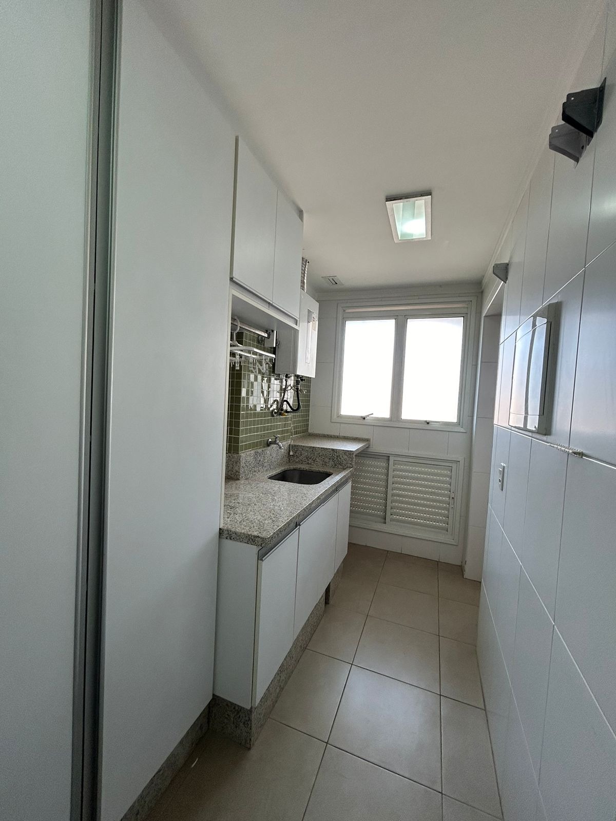 Apartamento à venda e aluguel com 3 quartos, 156m² - Foto 8