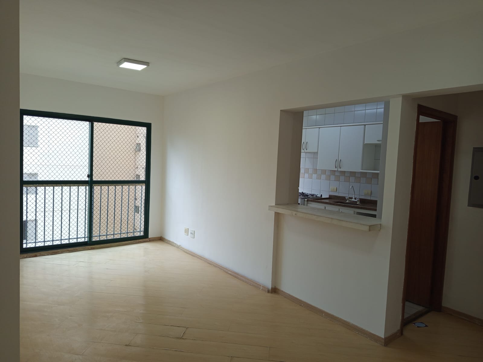 Apartamento para alugar com 3 quartos, 79m² - Foto 1