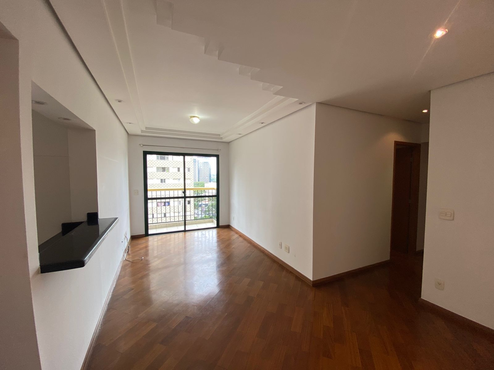 Apartamento à venda com 3 quartos, 80m² - Foto 3