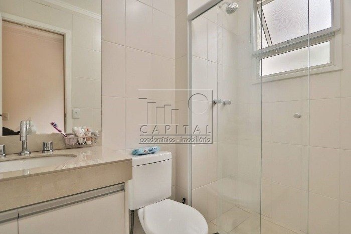 Apartamento para alugar com 2 quartos, 72m² - Foto 19