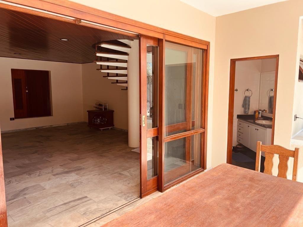 Casa de Condomínio à venda e aluguel com 4 quartos, 500m² - Foto 7