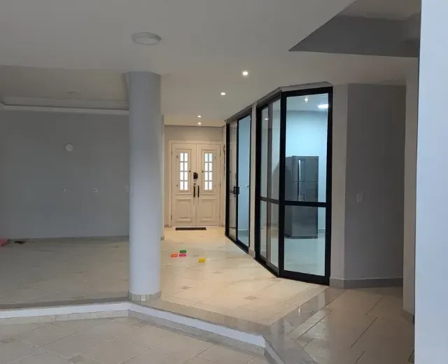 Casa de Condomínio à venda com 5 quartos, 320m² - Foto 10