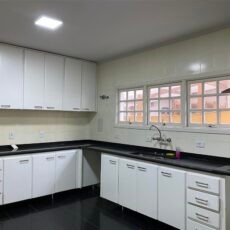 Casa de Condomínio para alugar com 4 quartos, 395m² - Foto 4