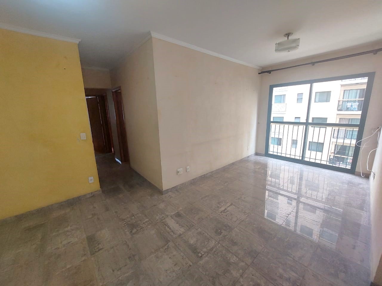 Apartamento para alugar com 3 quartos, 88m² - Foto 2