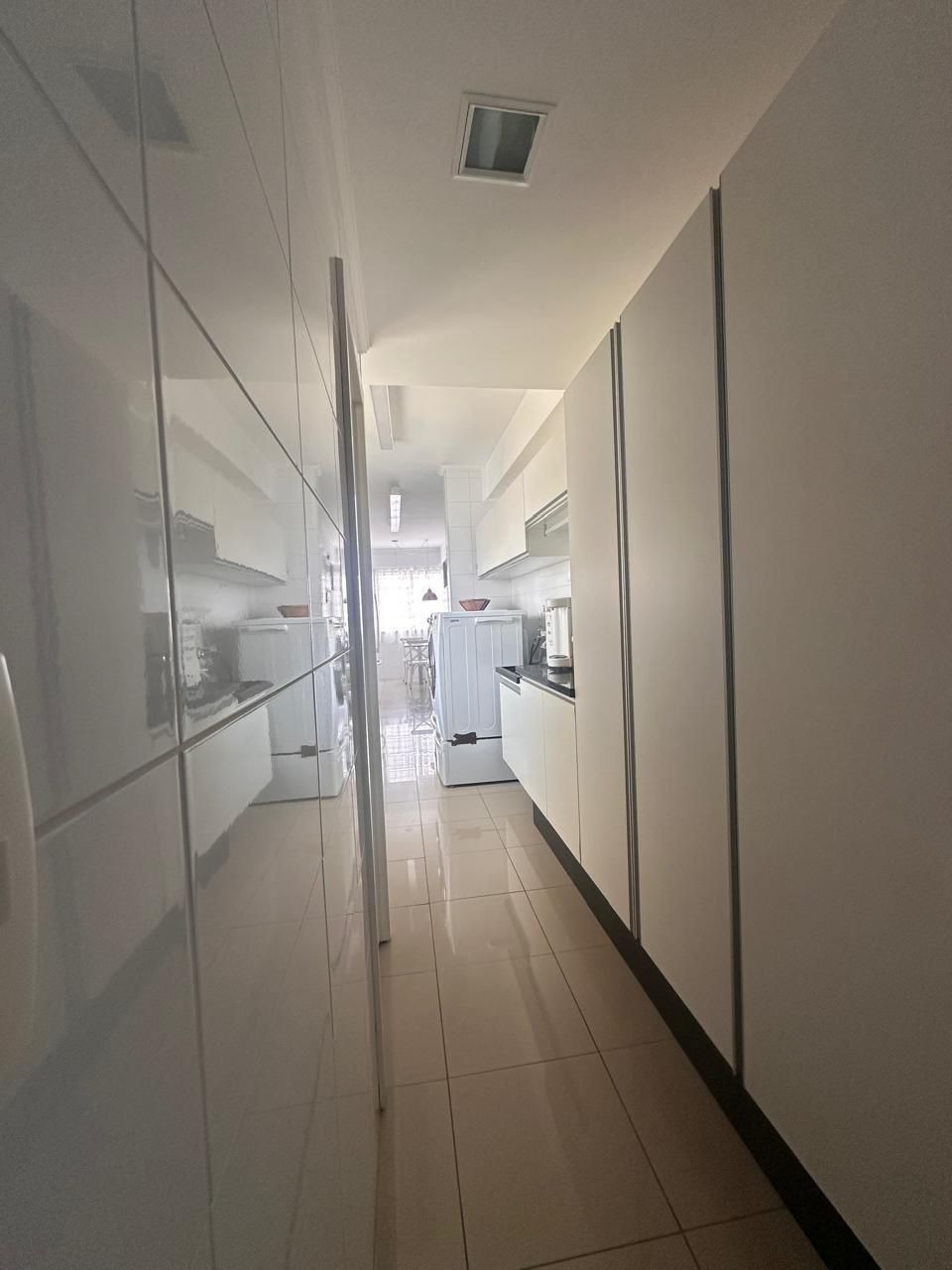 Apartamento à venda com 3 quartos, 201m² - Foto 26