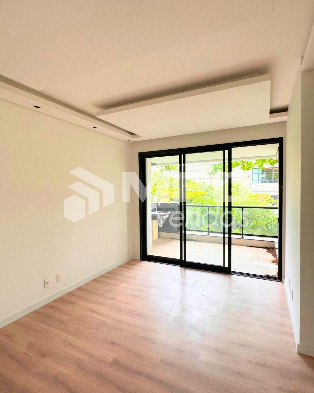 Apartamento à venda com 2 quartos, 85m² - Foto 3