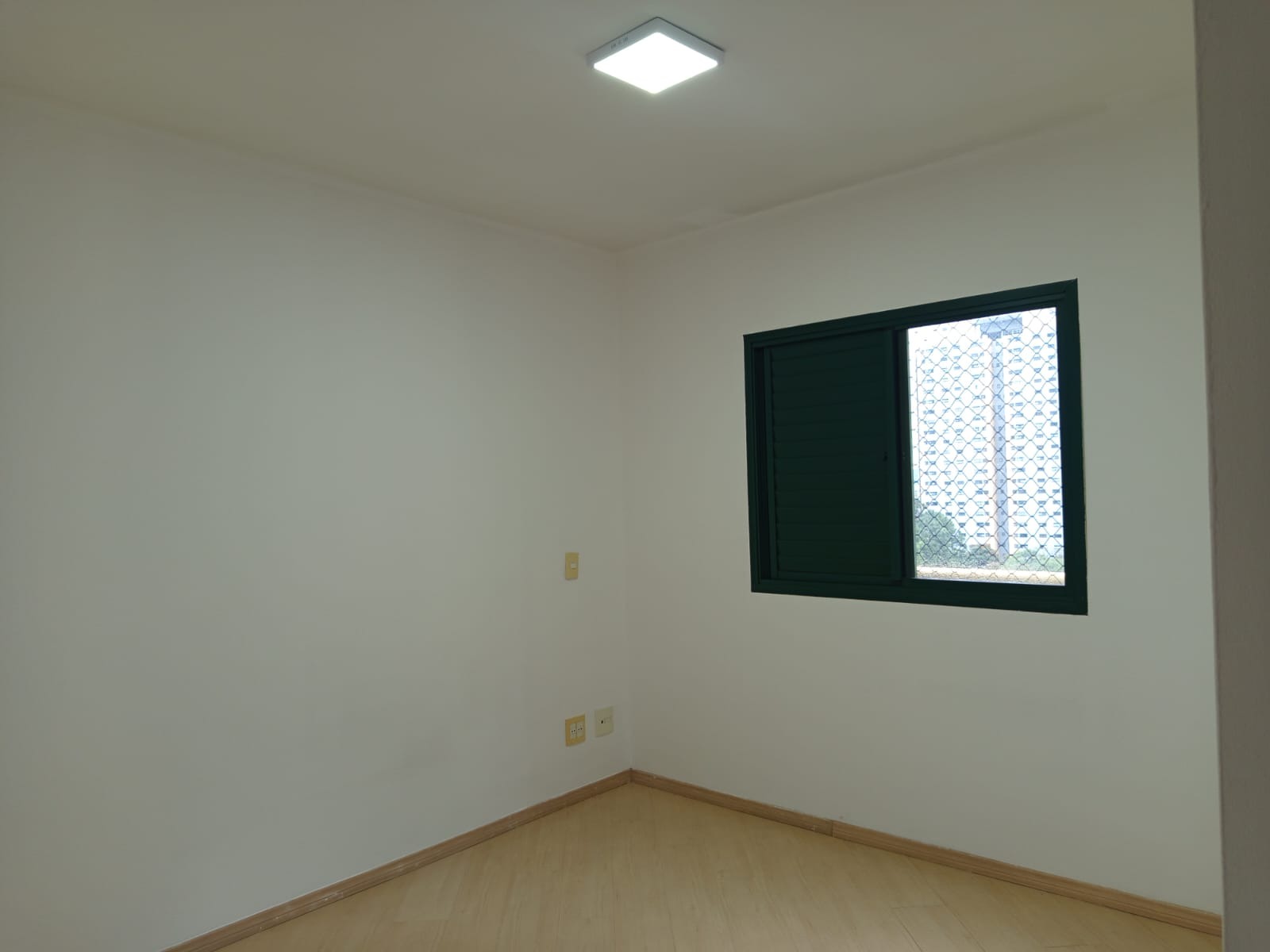 Apartamento para alugar com 3 quartos, 79m² - Foto 9