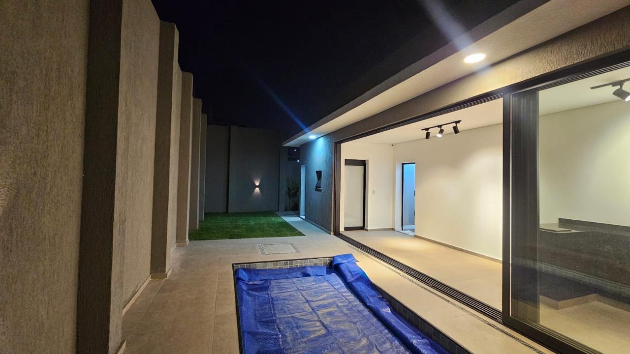 Casa de Condomínio à venda com 3 quartos, 240m² - Foto 41