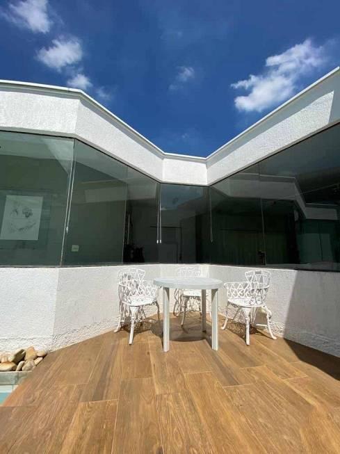 Casa de Condomínio à venda com 3 quartos, 350m² - Foto 19