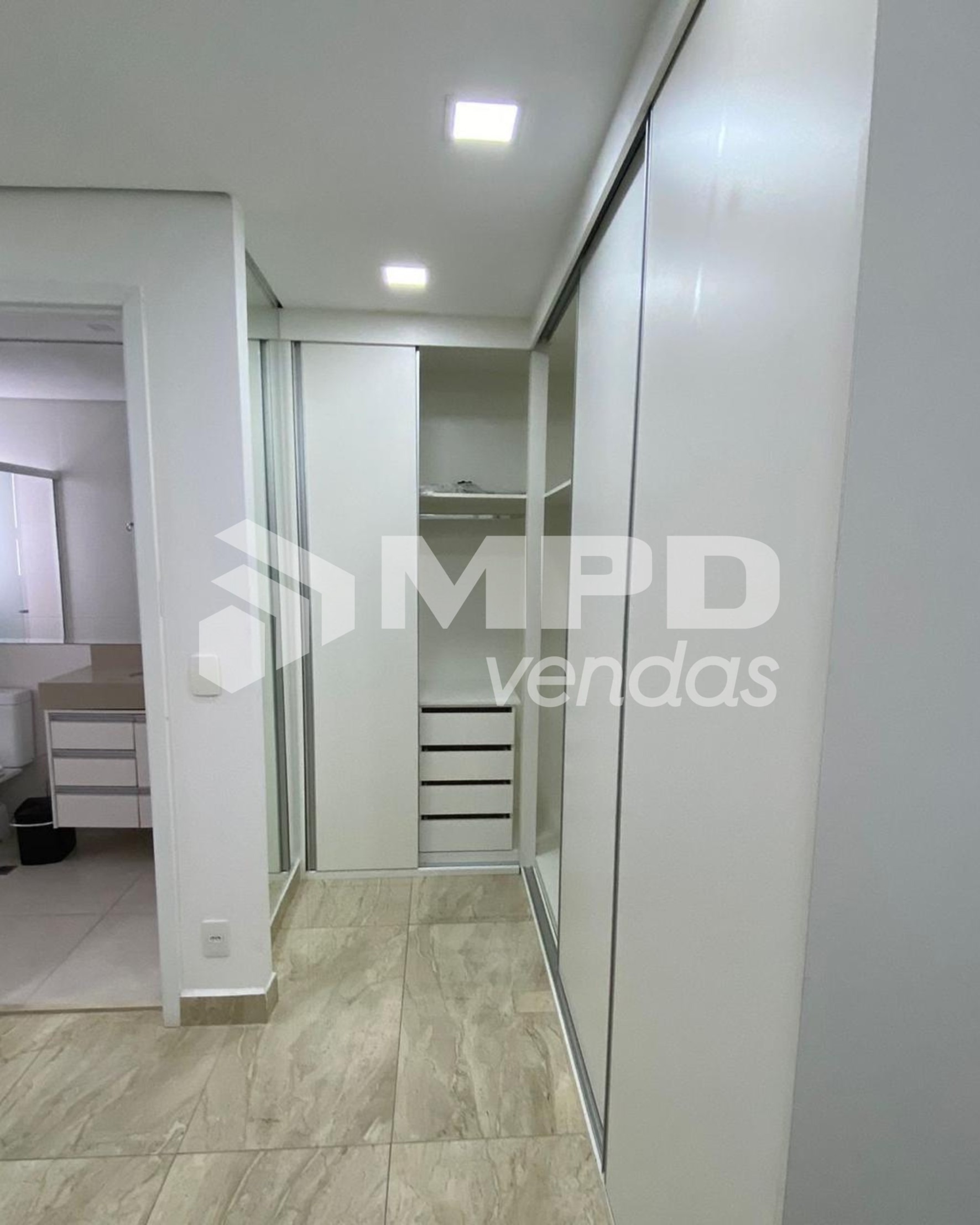 Apartamento à venda com 2 quartos, 78m² - Foto 12