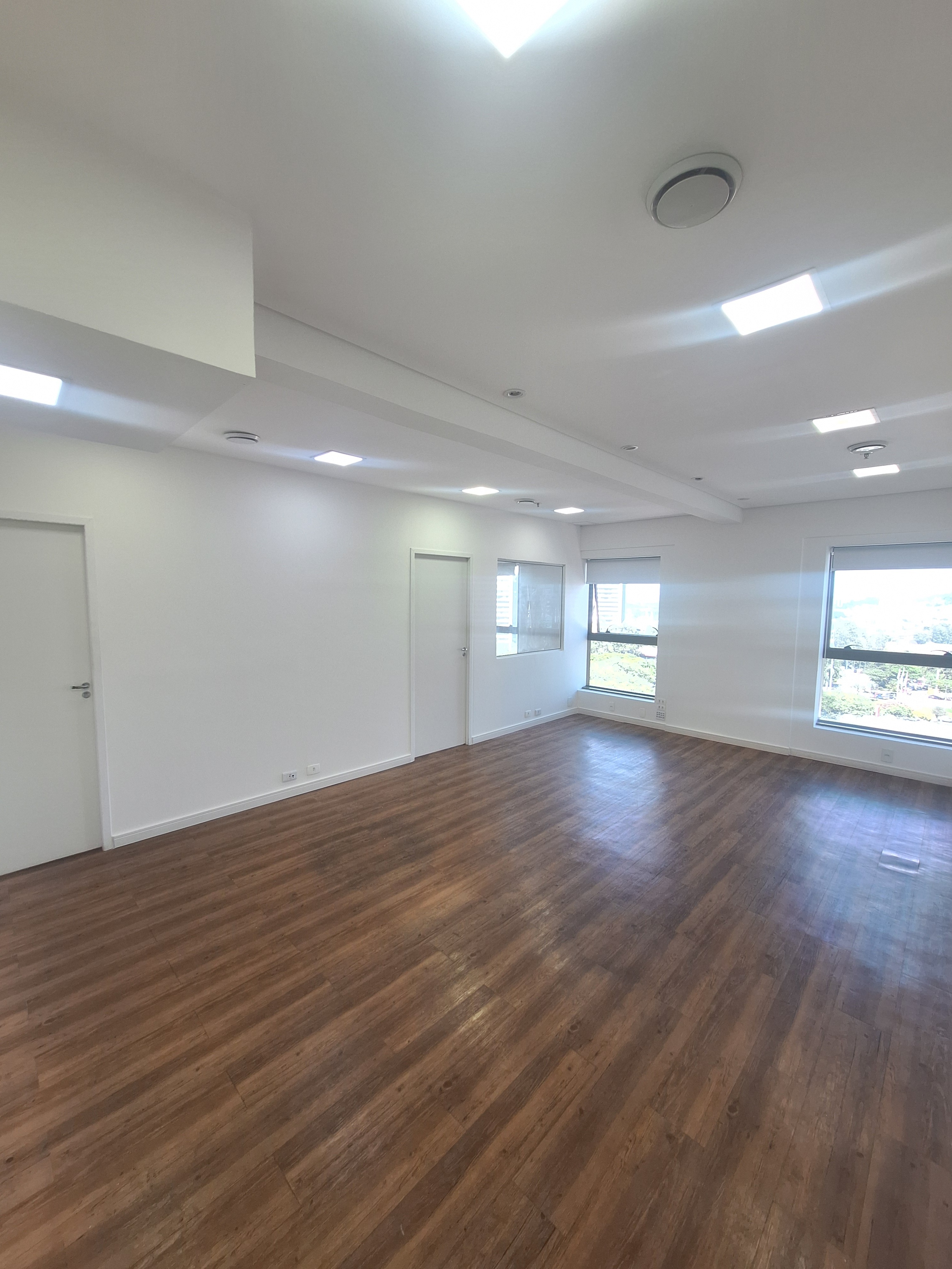 Conjunto Comercial-Sala para alugar, 88m² - Foto 1