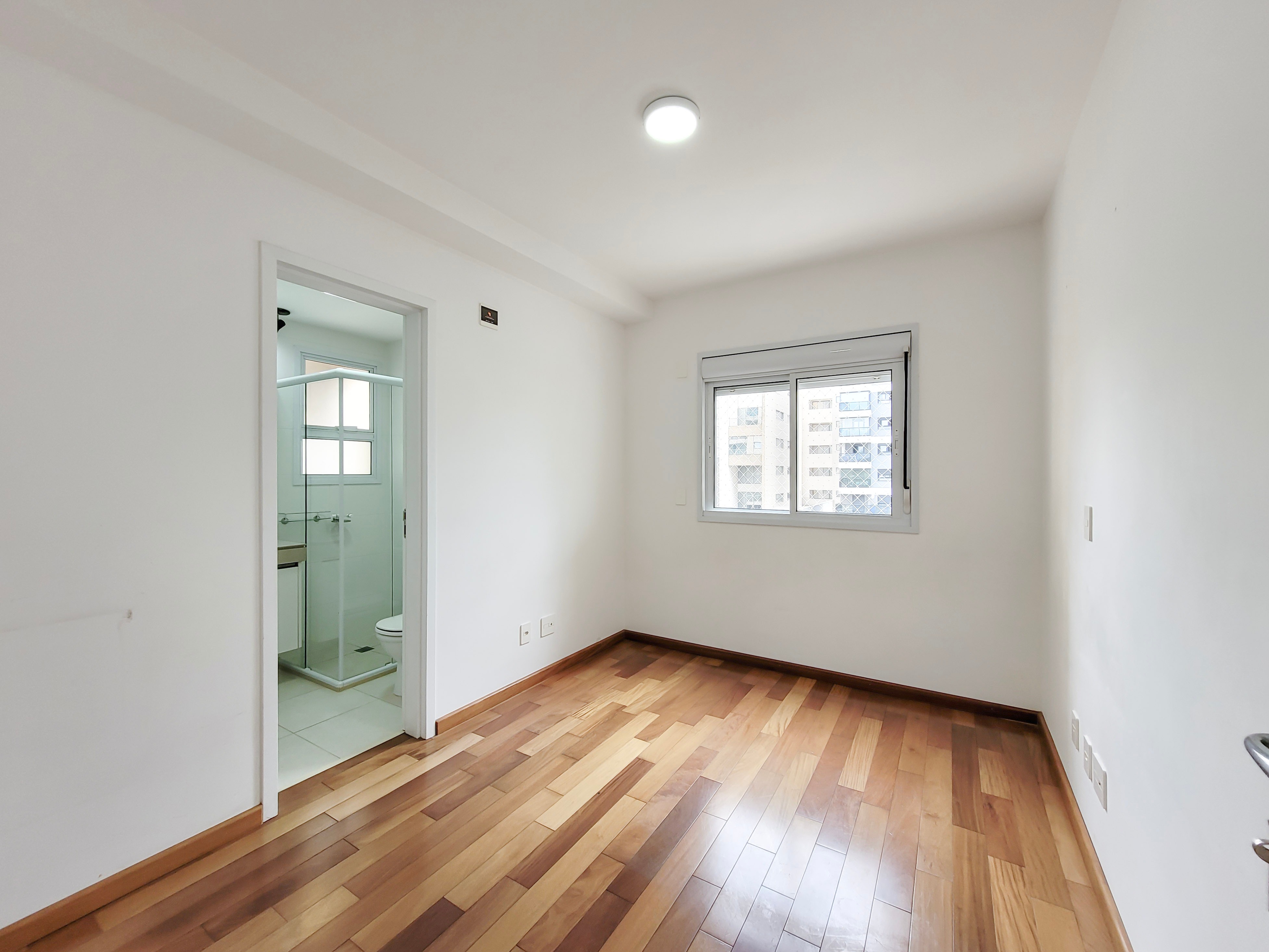 Apartamento para alugar com 2 quartos, 80m² - Foto 17