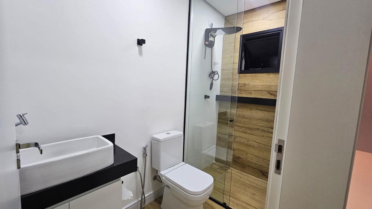 Casa de Condomínio à venda com 3 quartos, 240m² - Foto 35