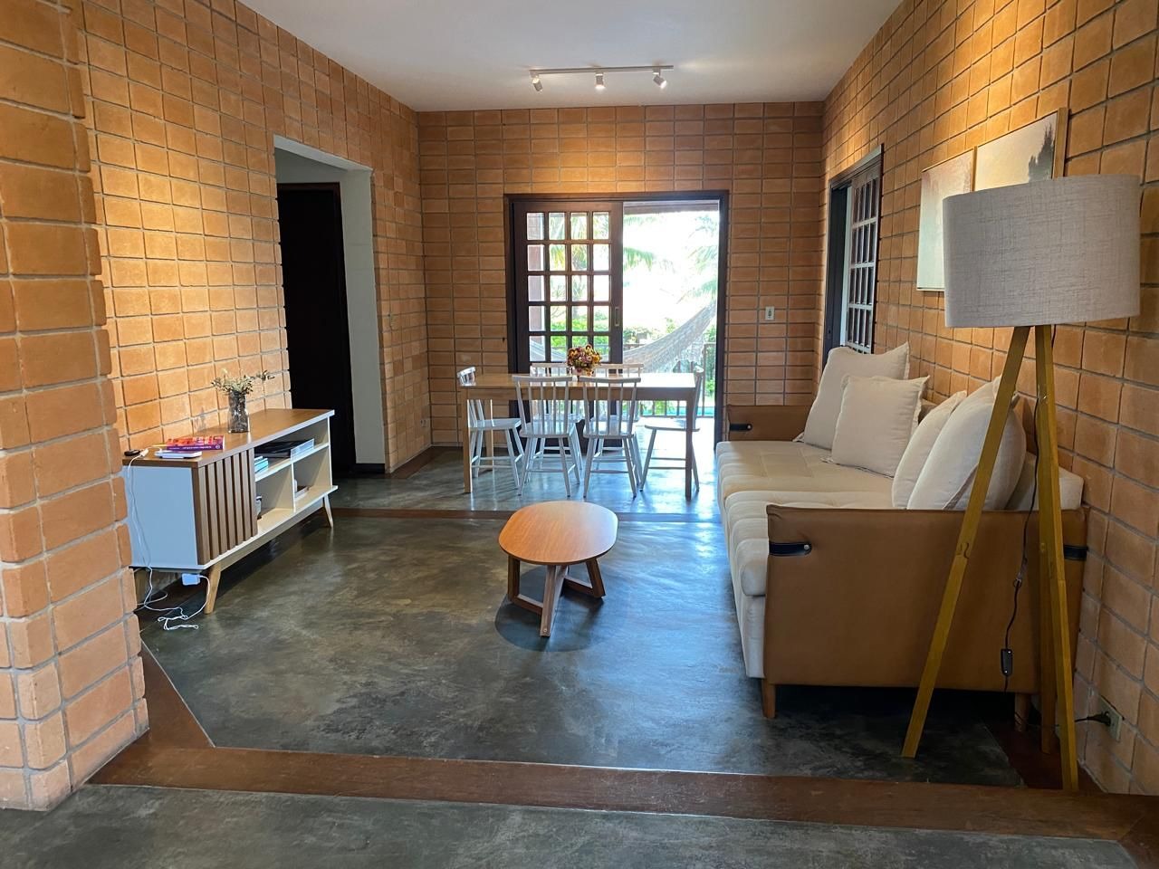 Casa de Condomínio à venda com 3 quartos, 265m² - Foto 1