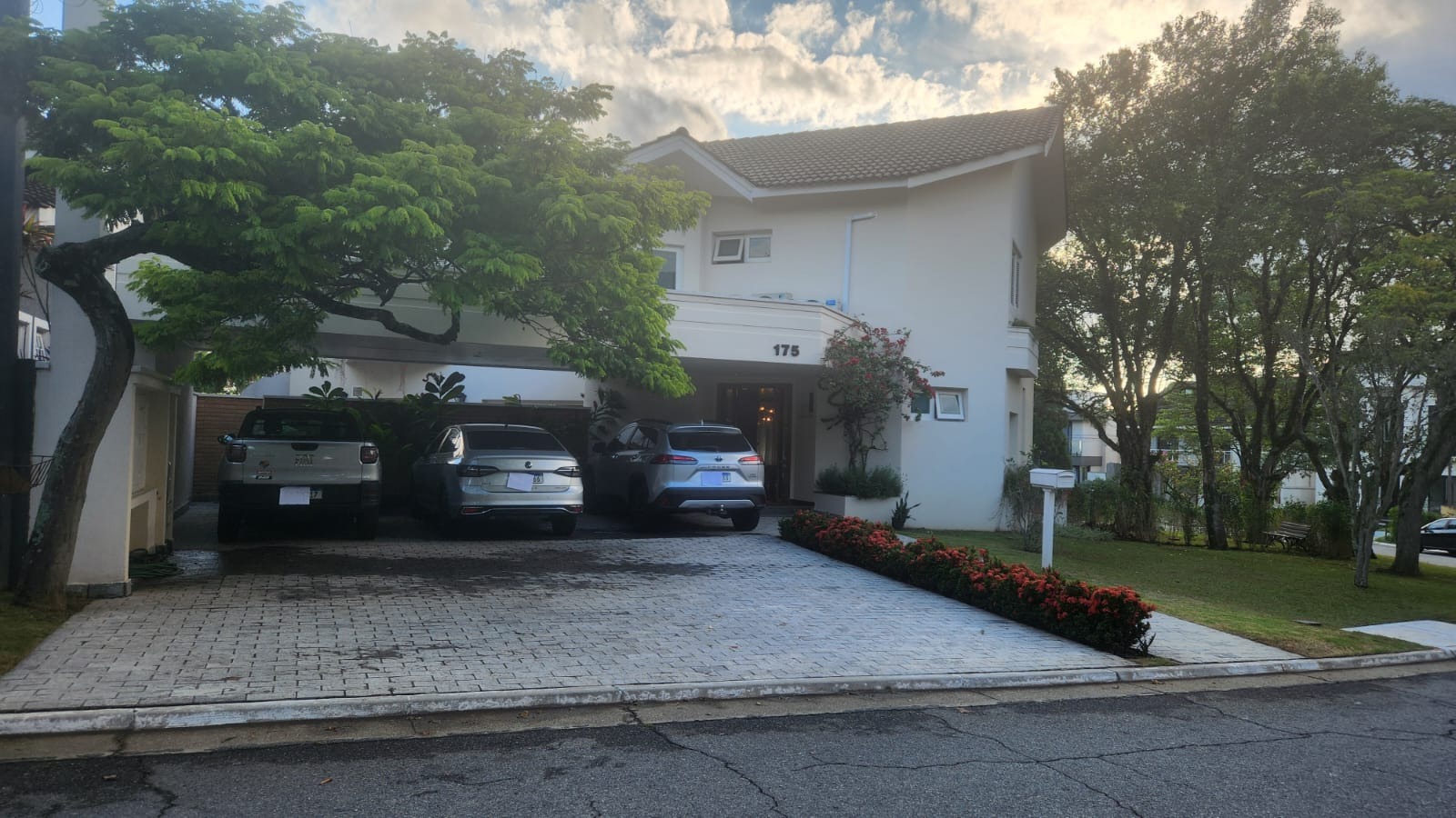 Casa de Condomínio à venda com 4 quartos, 400m² - Foto 19