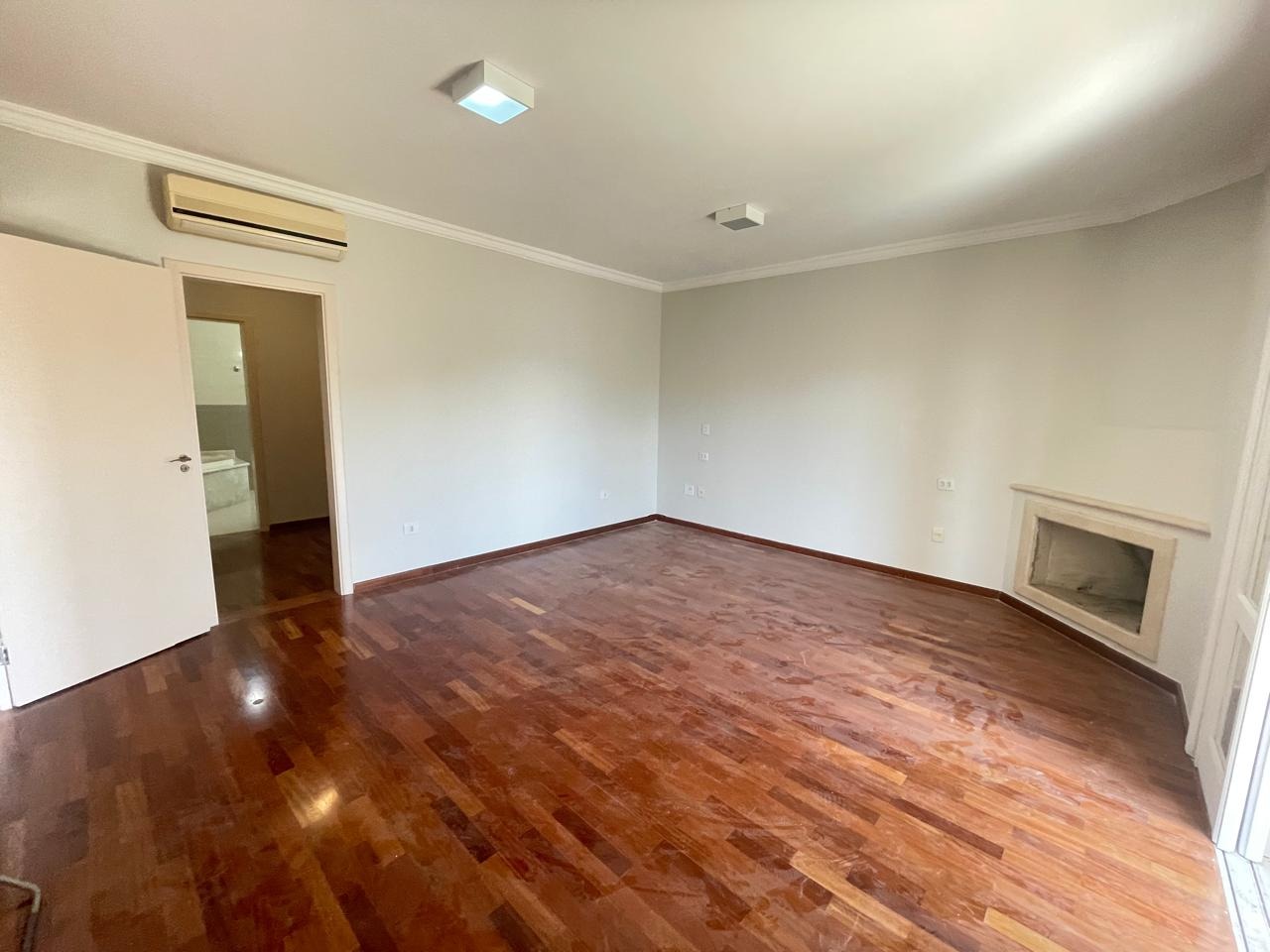 Casa de Condomínio para alugar com 4 quartos, 500m² - Foto 83