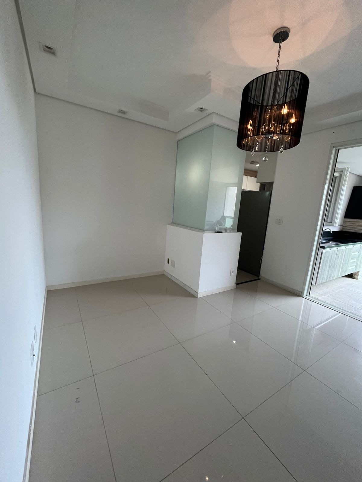 Apartamento para alugar com 2 quartos, 122m² - Foto 8