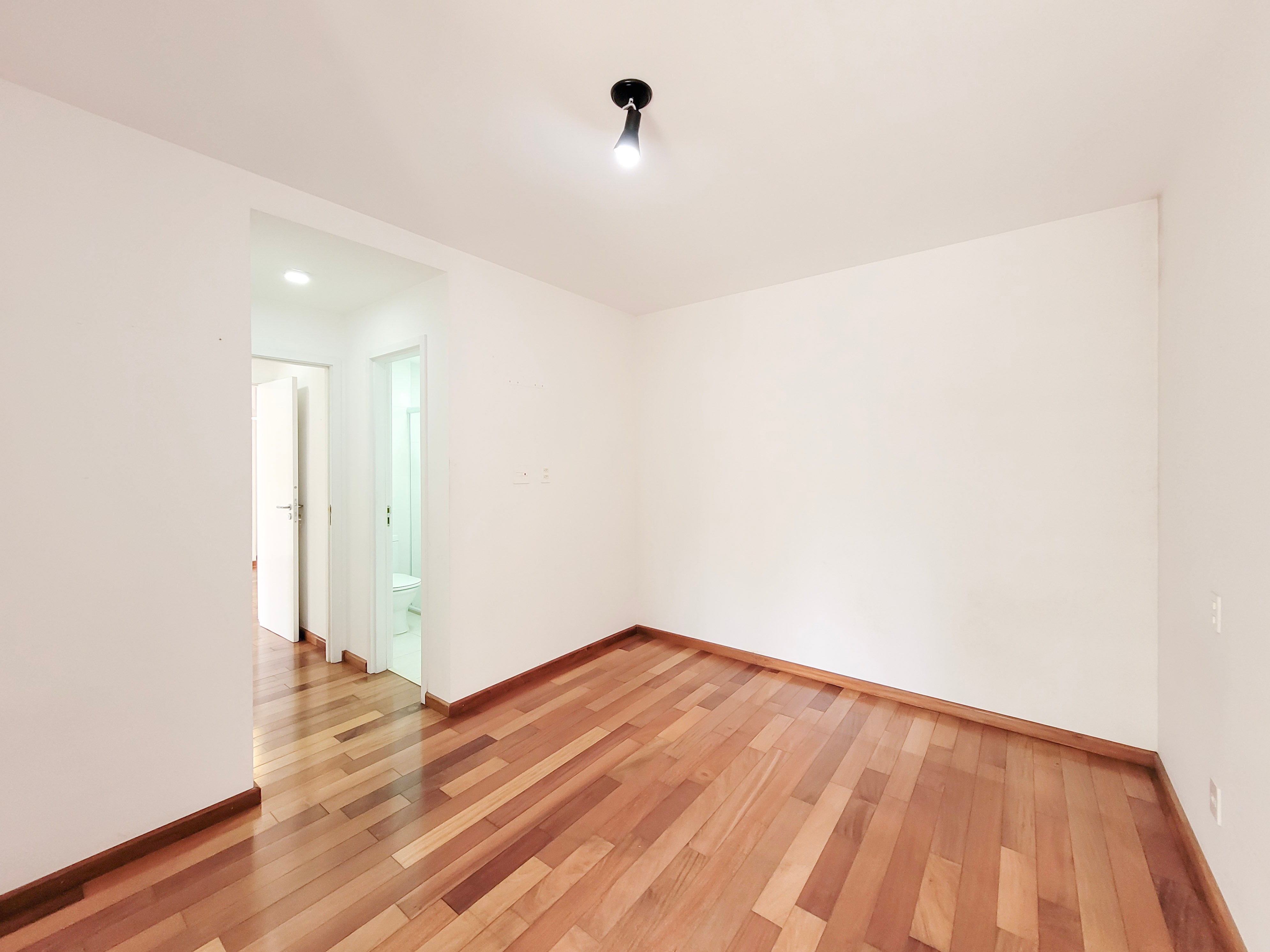 Apartamento para alugar com 2 quartos, 80m² - Foto 19