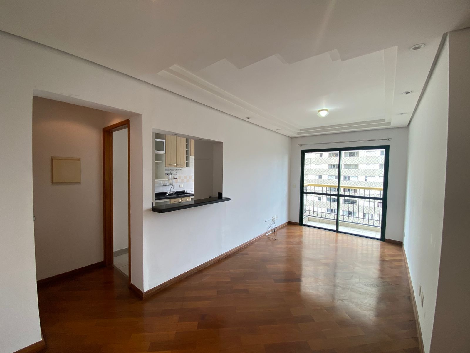 Apartamento à venda com 3 quartos, 80m² - Foto 1