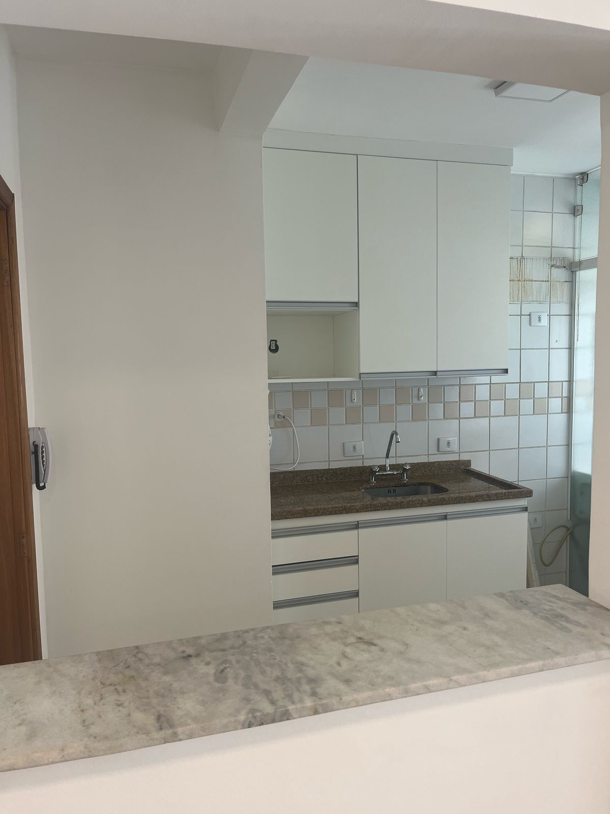 Apartamento para alugar com 2 quartos, 68m² - Foto 3