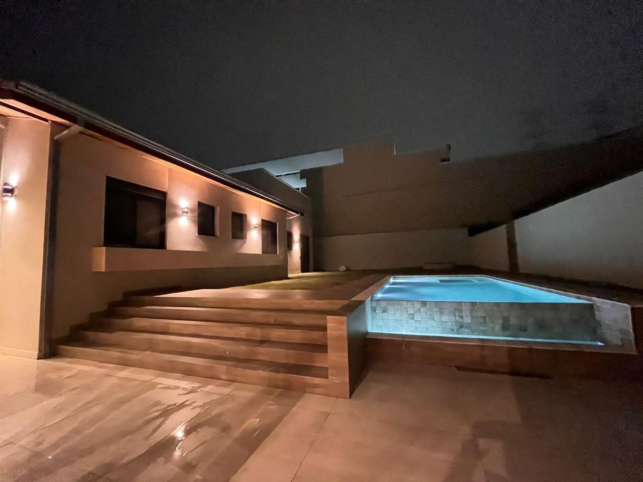 Casa de Condomínio à venda com 4 quartos, 363m² - Foto 38