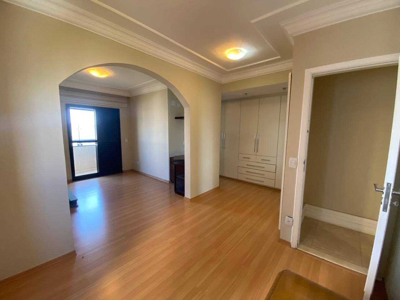 Apartamento para alugar com 3 quartos, 153m² - Foto 13