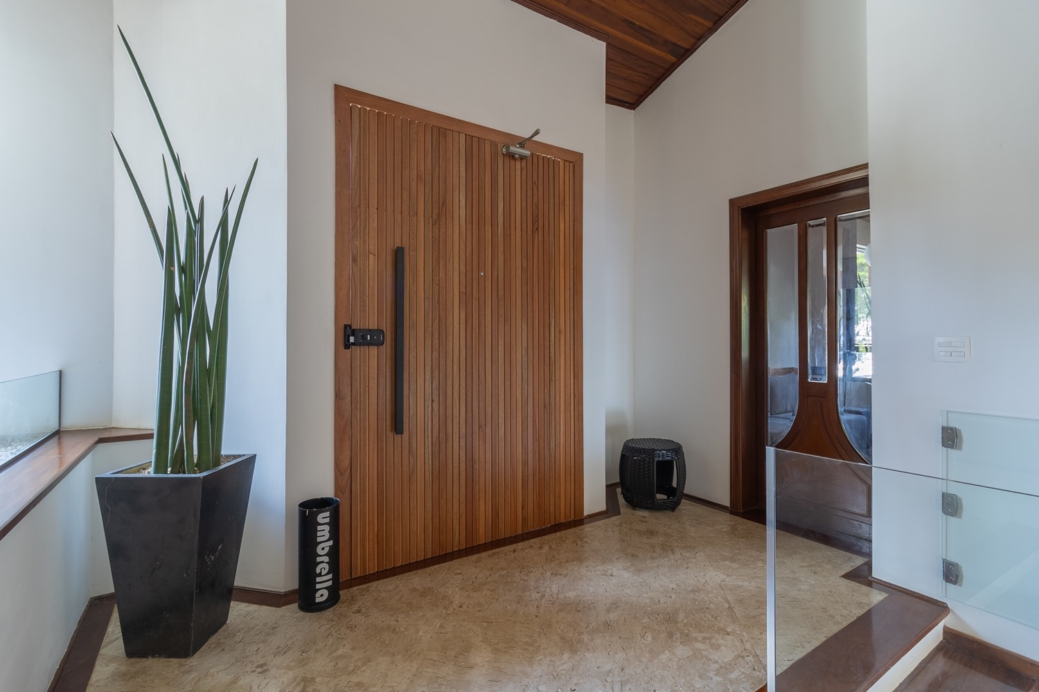 Casa de Condomínio à venda com 6 quartos, 600m² - Foto 5