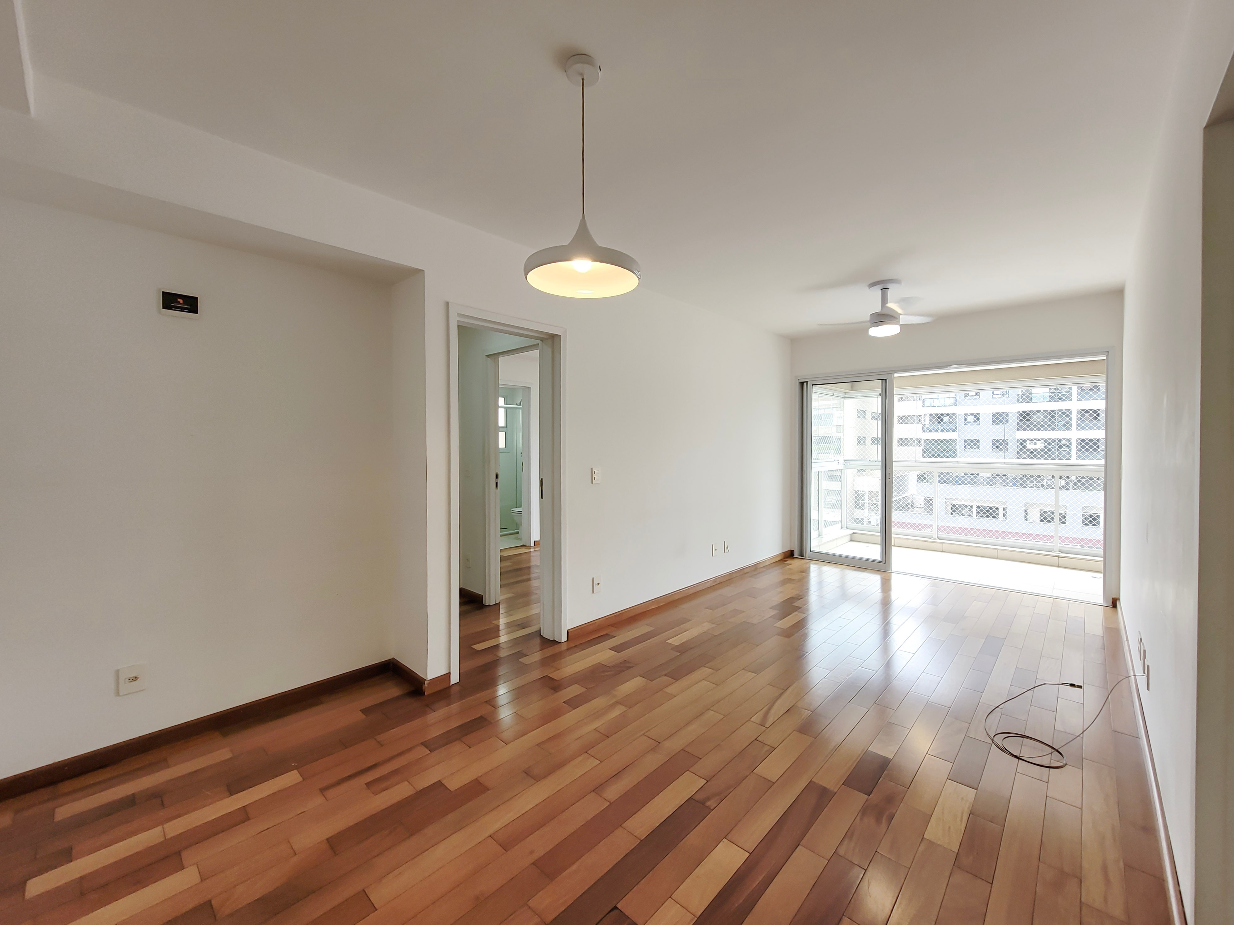 Apartamento para alugar com 2 quartos, 80m² - Foto 6