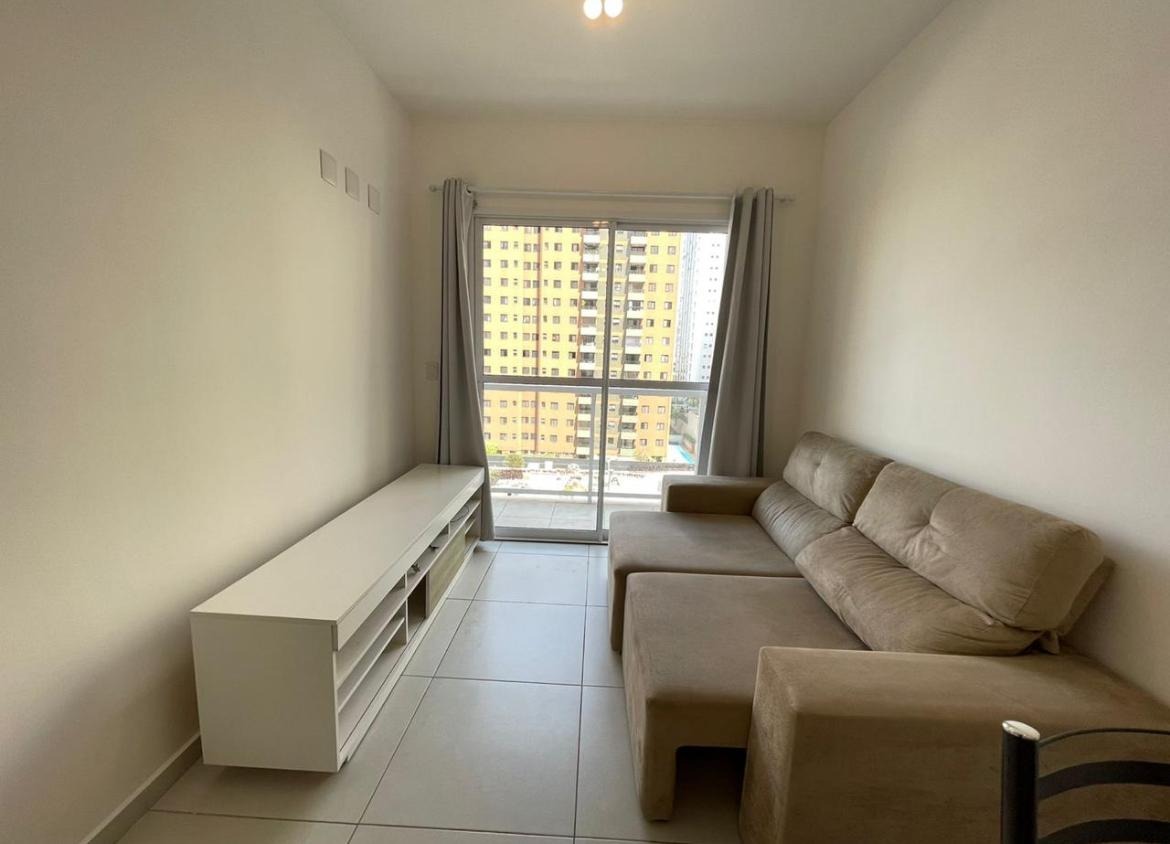 Apartamento à venda com 1 quarto, 50m² - Foto 2