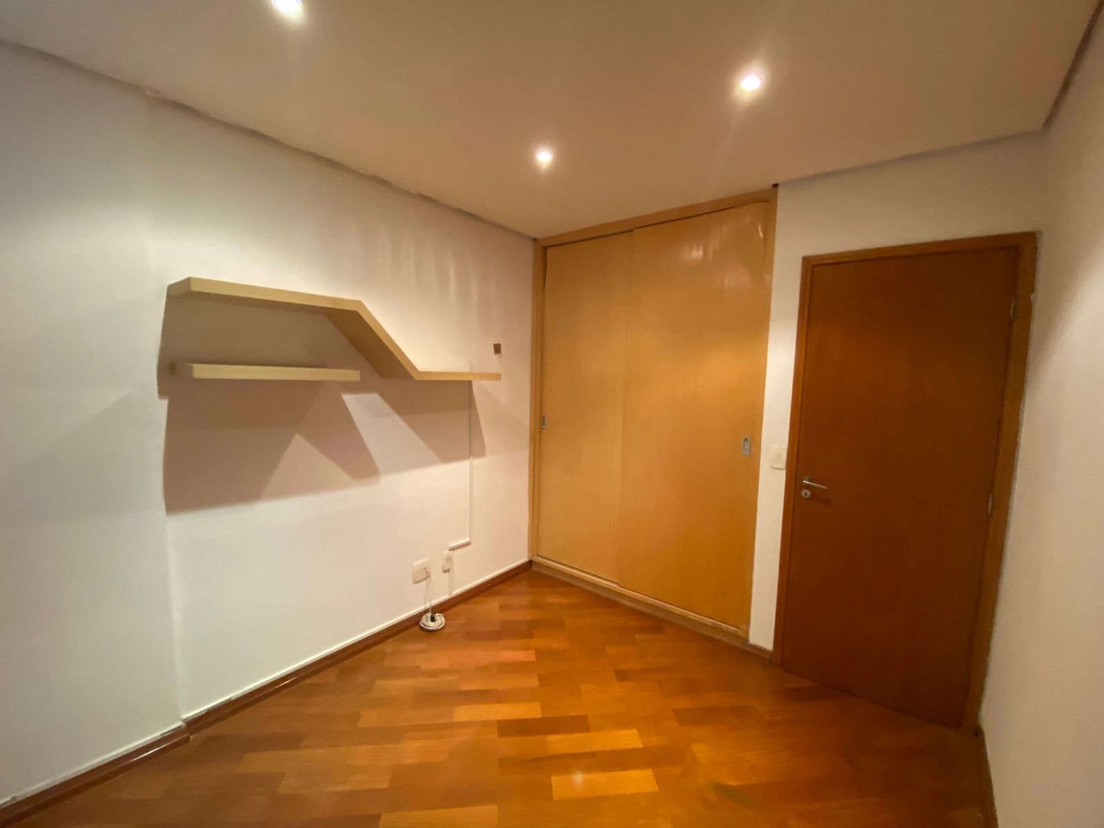 Apartamento à venda com 3 quartos, 80m² - Foto 10