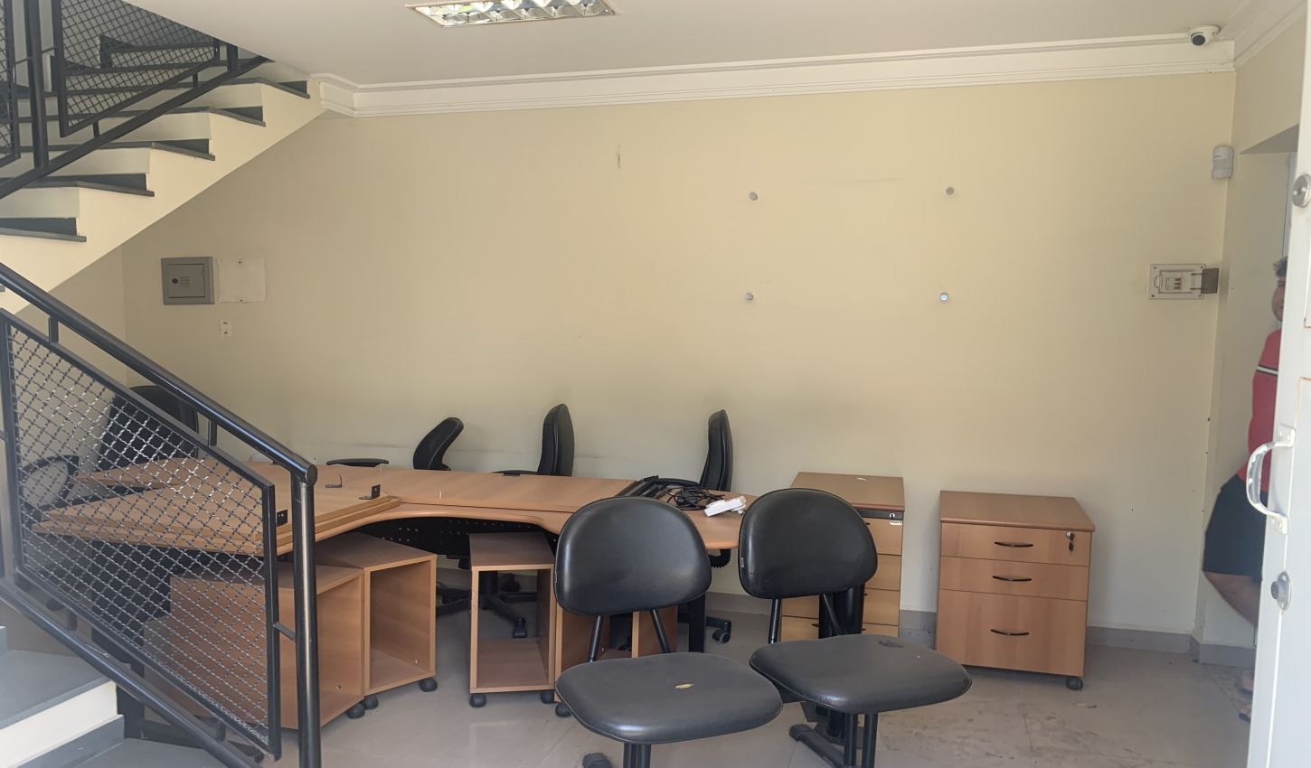 Depósito-Galpão-Armazém para alugar, 370m² - Foto 5