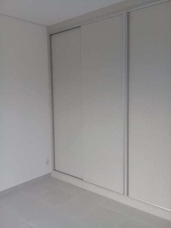 Apartamento para alugar com 1 quarto, 55m² - Foto 7