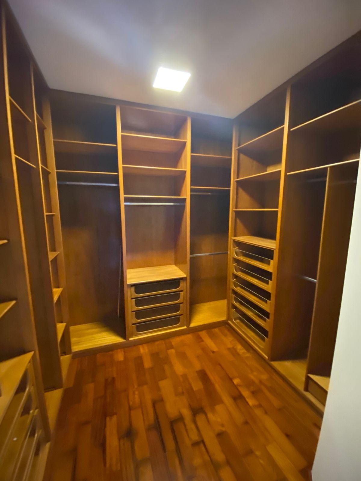 Casa de Condomínio para alugar com 4 quartos, 450m² - Foto 10