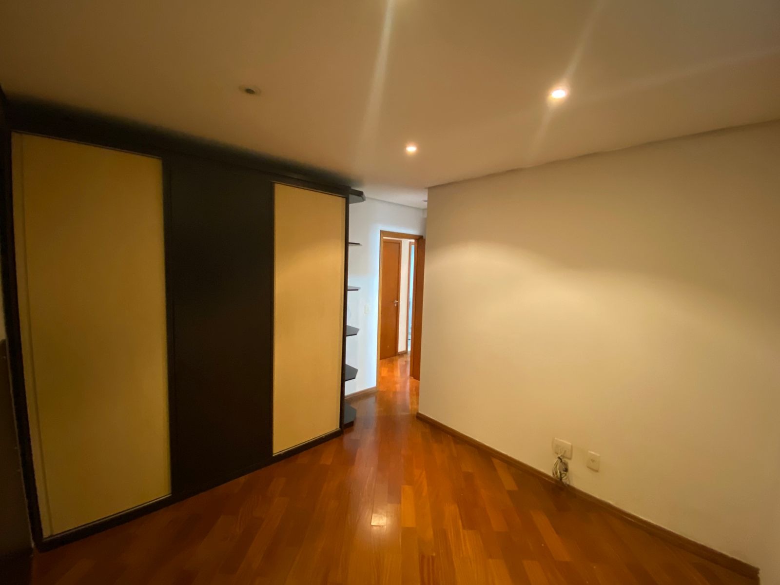 Apartamento à venda com 3 quartos, 80m² - Foto 14