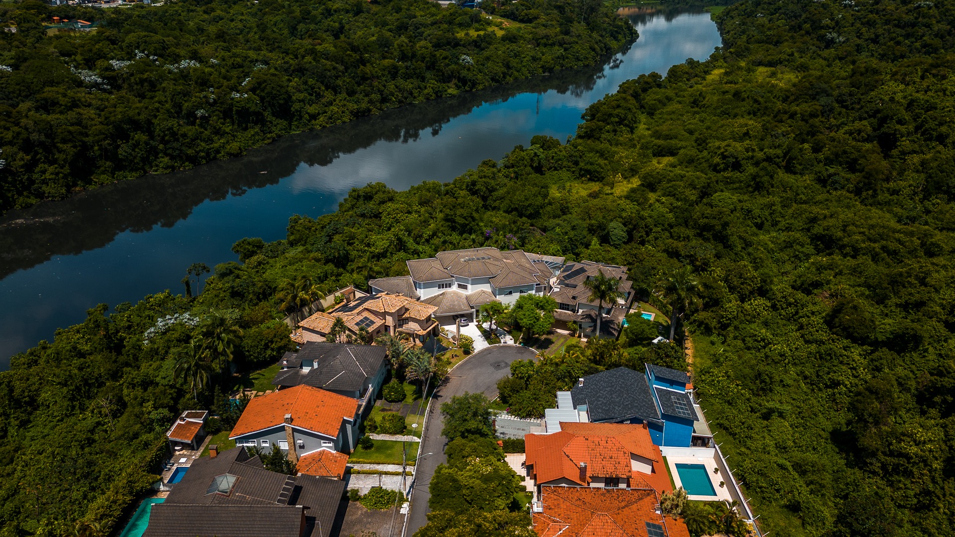 Casa de Condomínio à venda com 4 quartos, 790m² - Foto 54