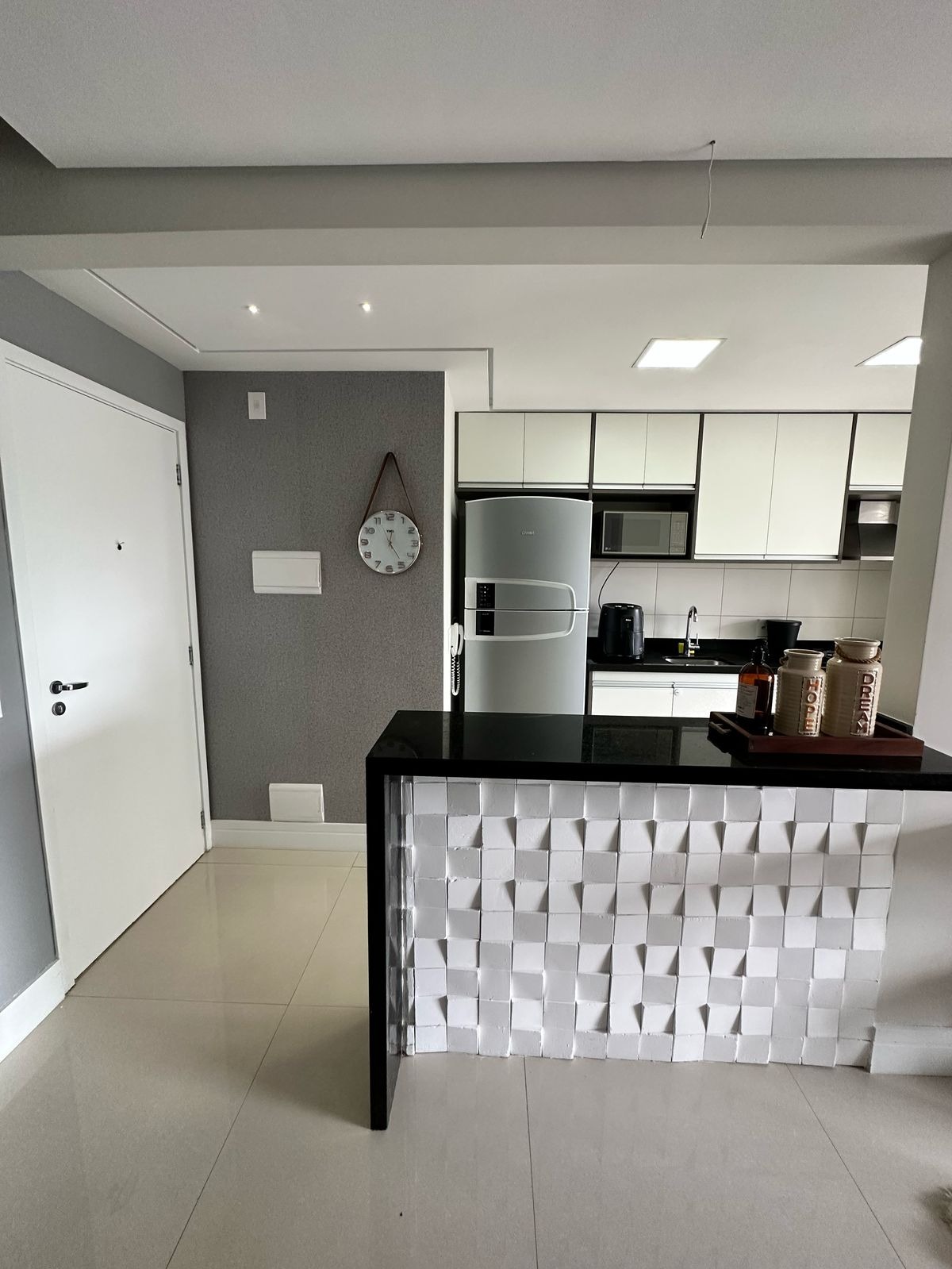 Apartamento para alugar com 2 quartos, 67m² - Foto 4