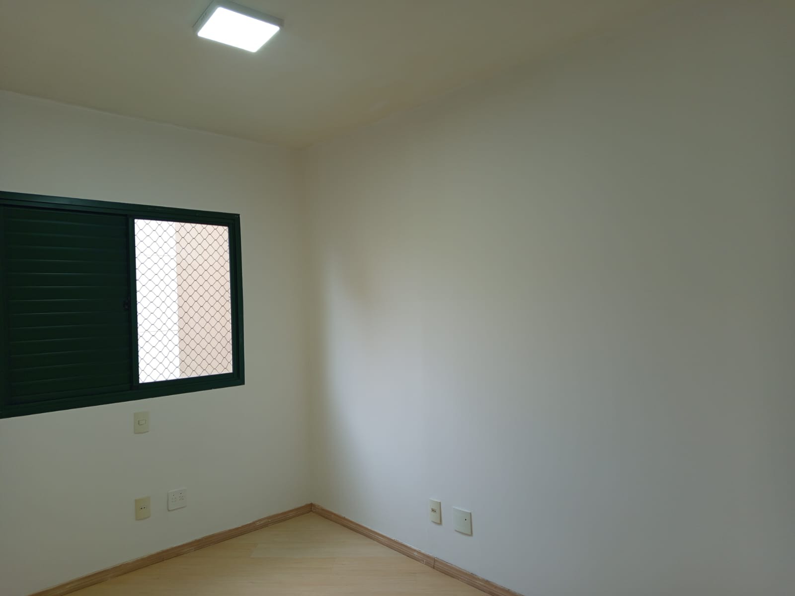 Apartamento para alugar com 3 quartos, 79m² - Foto 8