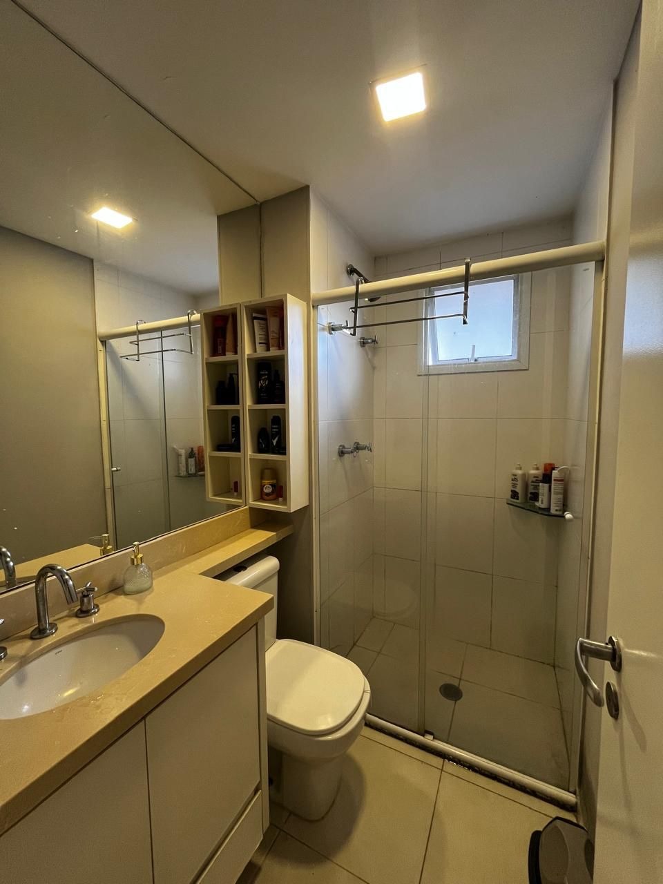 Apartamento para alugar com 2 quartos, 63m² - Foto 12