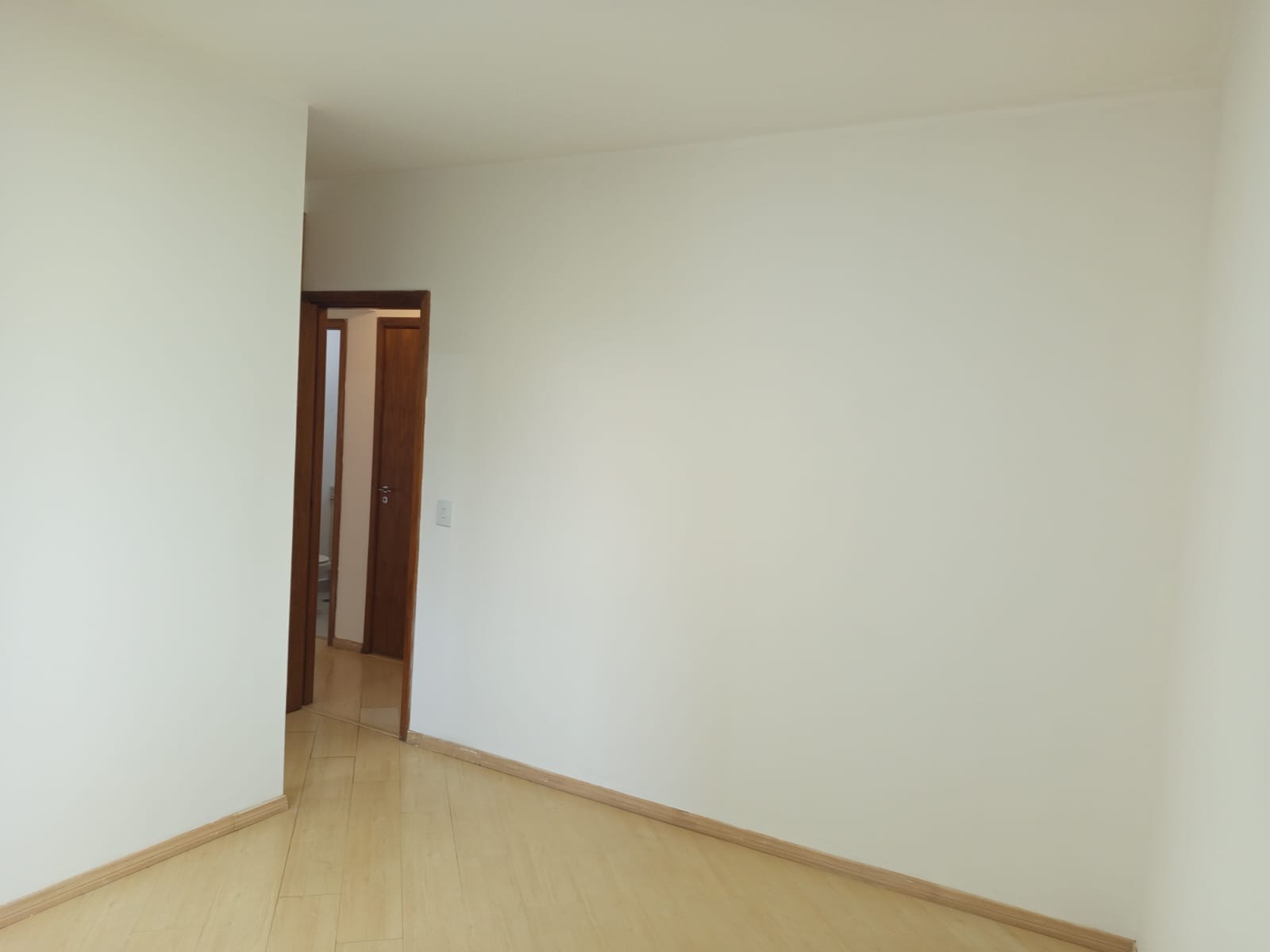 Apartamento para alugar com 3 quartos, 79m² - Foto 3