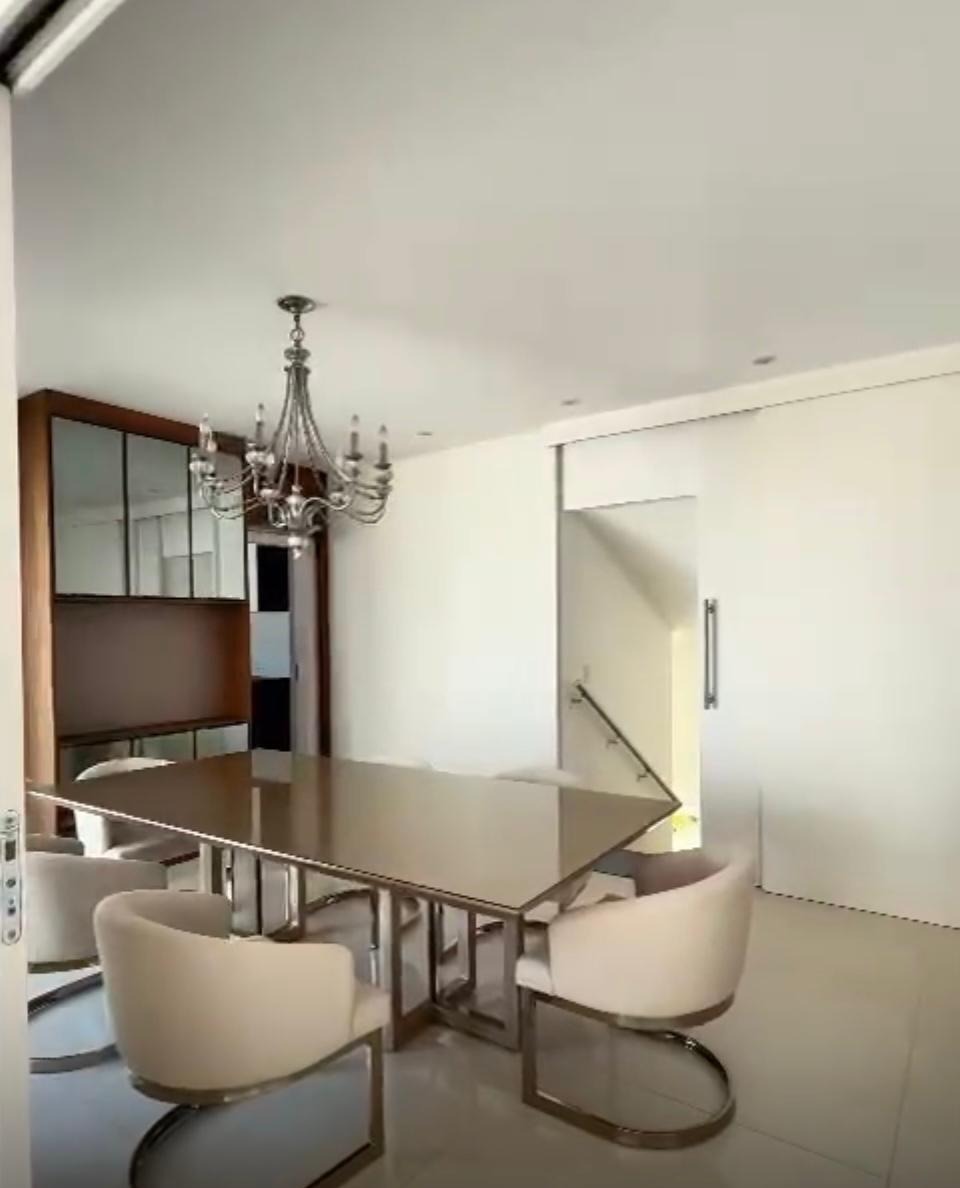 Casa de Condomínio à venda com 5 quartos, 618m² - Foto 12