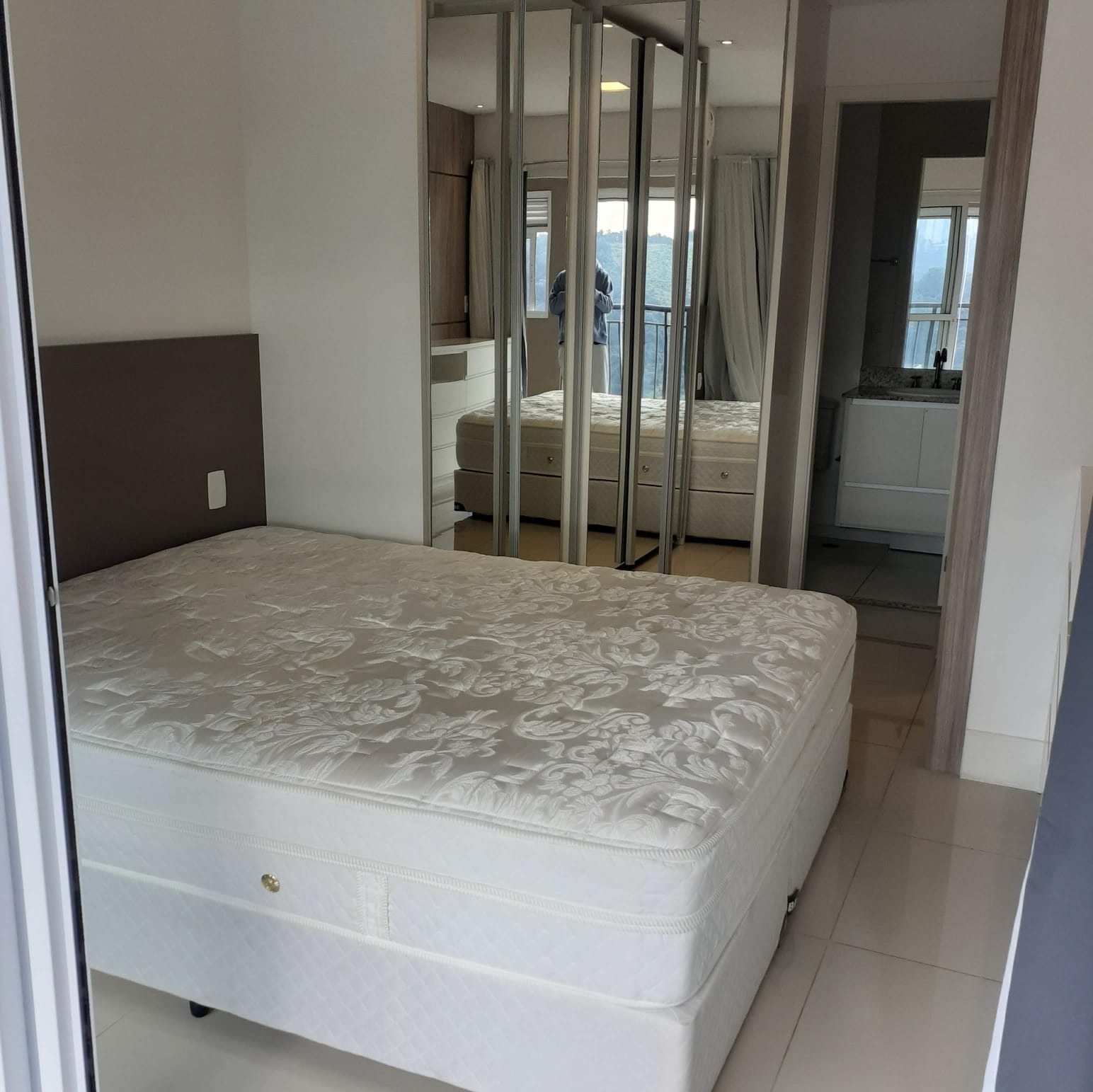 Apartamento para alugar com 1 quarto, 42m² - Foto 2